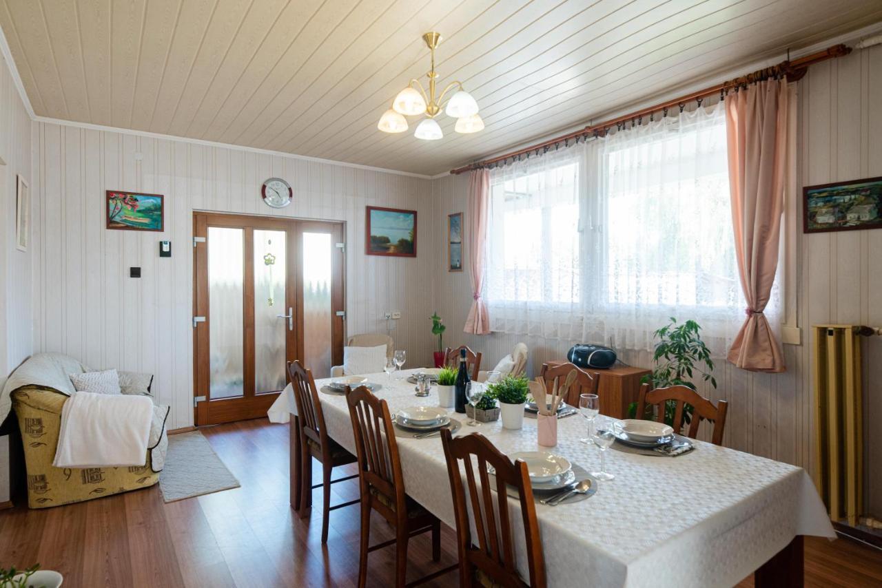 Vadkacsa Apartmanhaz Medencevel Zamárdi Dış mekan fotoğraf