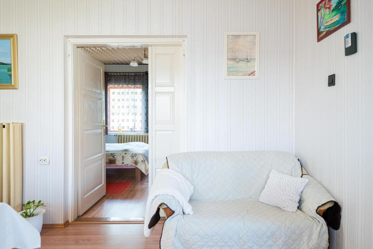 Vadkacsa Apartmanhaz Medencevel Zamárdi Dış mekan fotoğraf