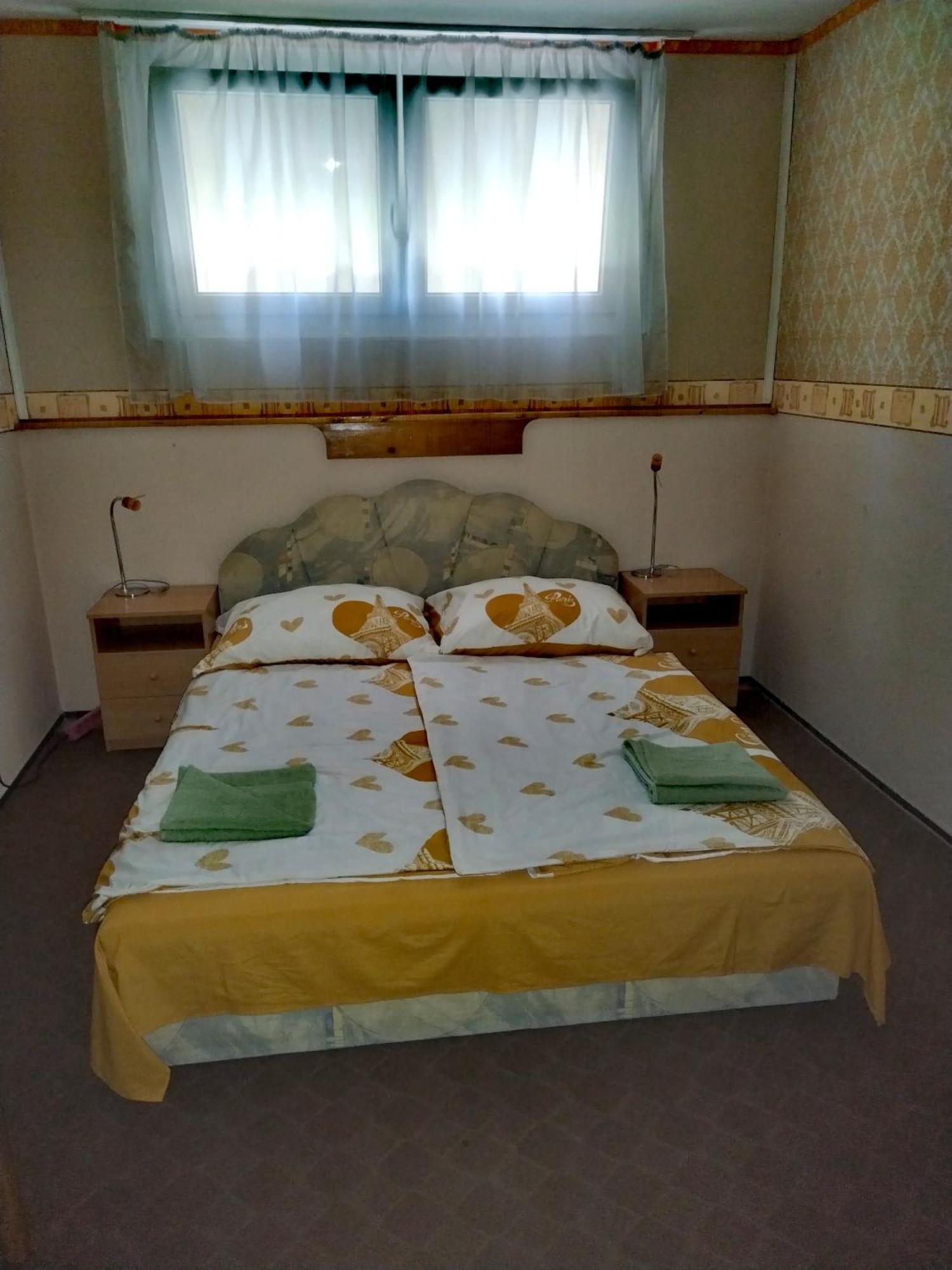 Vadkacsa Apartmanhaz Medencevel Zamárdi Dış mekan fotoğraf
